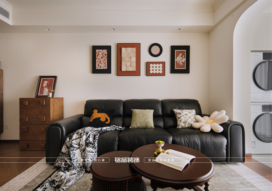 嘉兴装修 德圣博奥城 两室两厅 中古风格装修